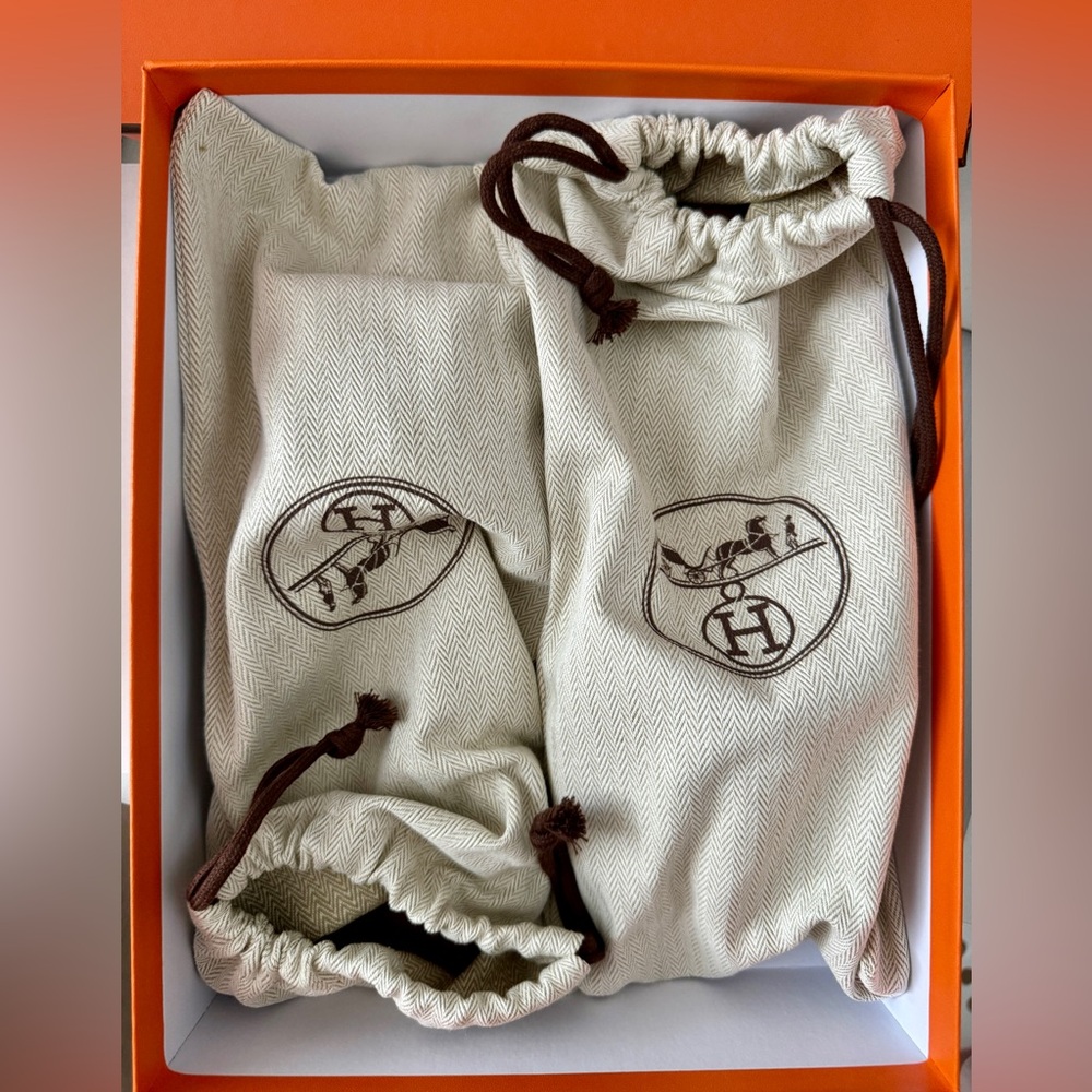 NIB Hermes Oran Sandals - Picture 9 of 11